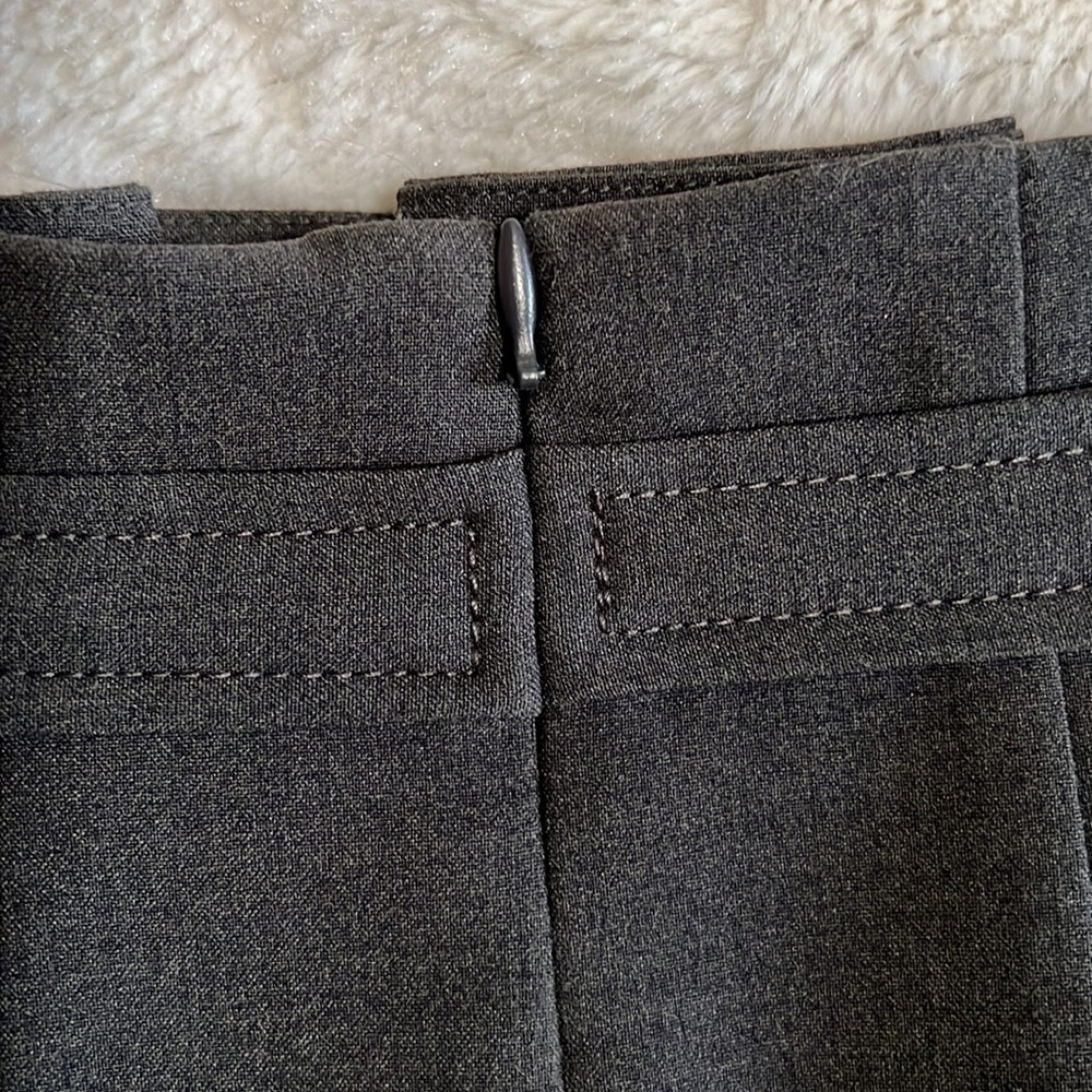 Ann Taylor skirt, size 10, dark gray - Picture 4 of 5
